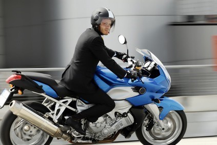 MOTOS